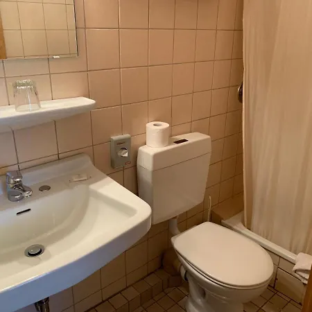 Inn Gasthaus Glueck Auf Garni Hauslingen