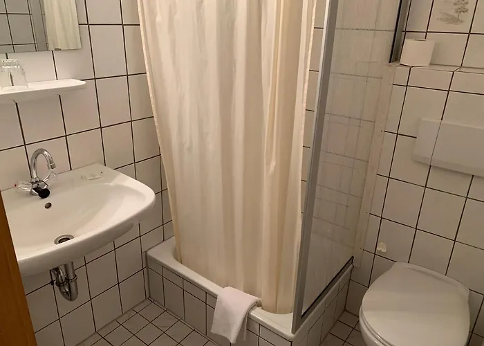 Gasthaus Glueck Auf Garni Herberg Hauslingen